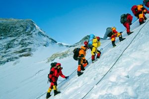 خطرات کوهنوردی گوجکس